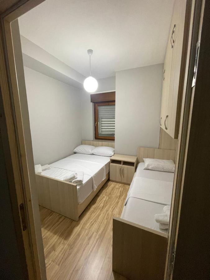 Arli'S House Between The Centre And New Pazar Tirana Exterior foto